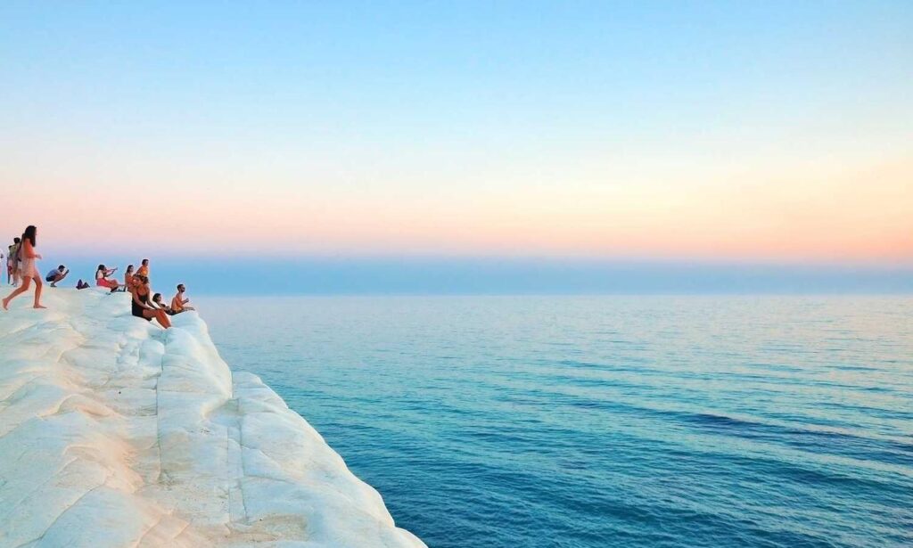 to find yr-ws486rp-gtr