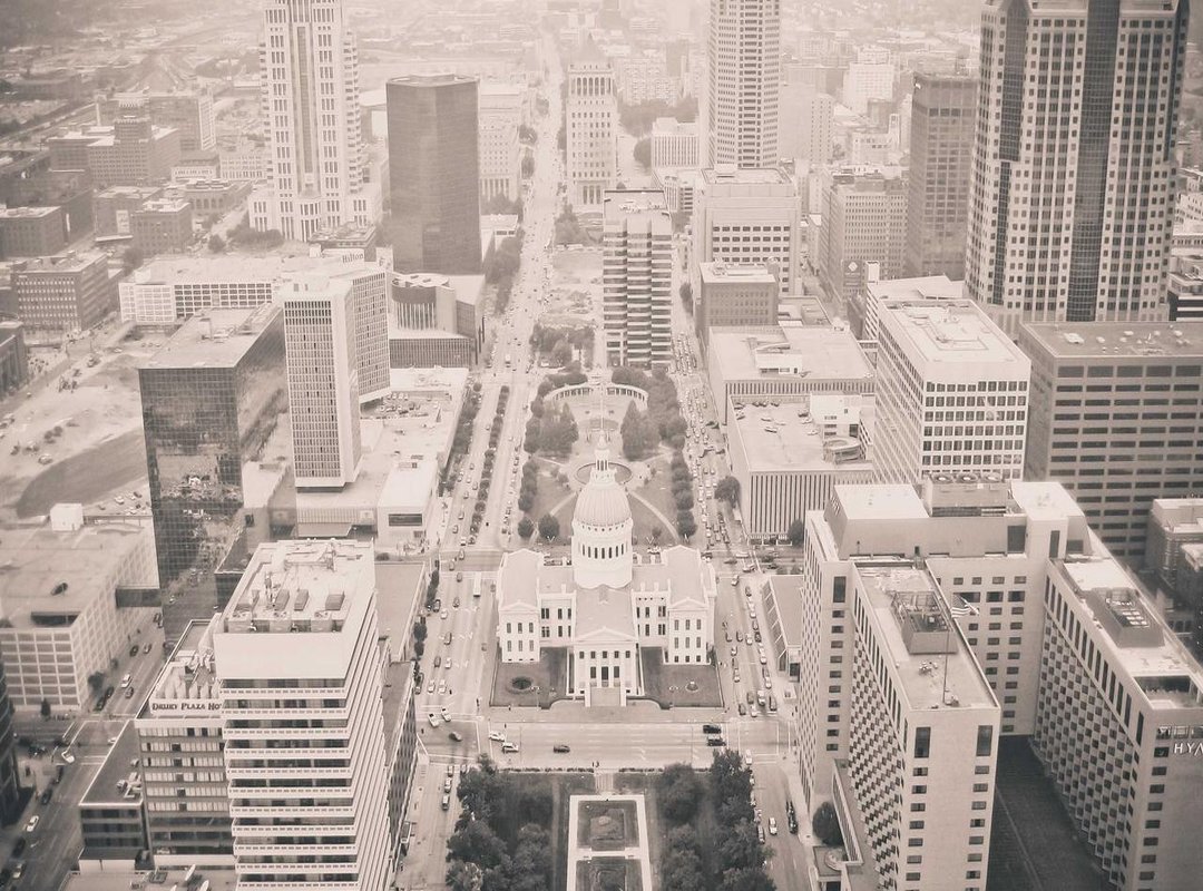 Top Discussion Points: What Australian Bankers Talk About Anonymously