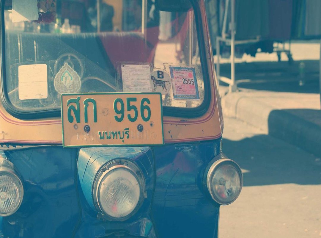 Bringing Him to Life: Drawing the Face and Iconic French Kit